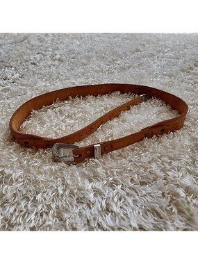 Women's Leather Western Belt Silver Buckle Etched Fits 32-36"